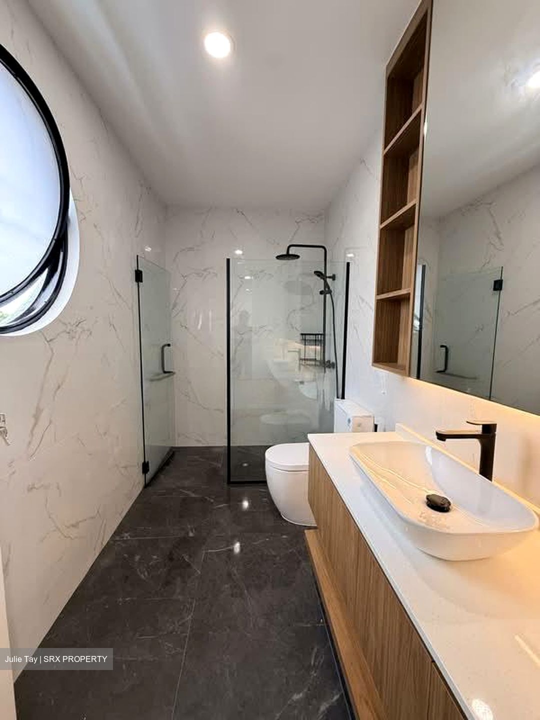 Bedok South Avenue 3 (D16), Terrace #585462751